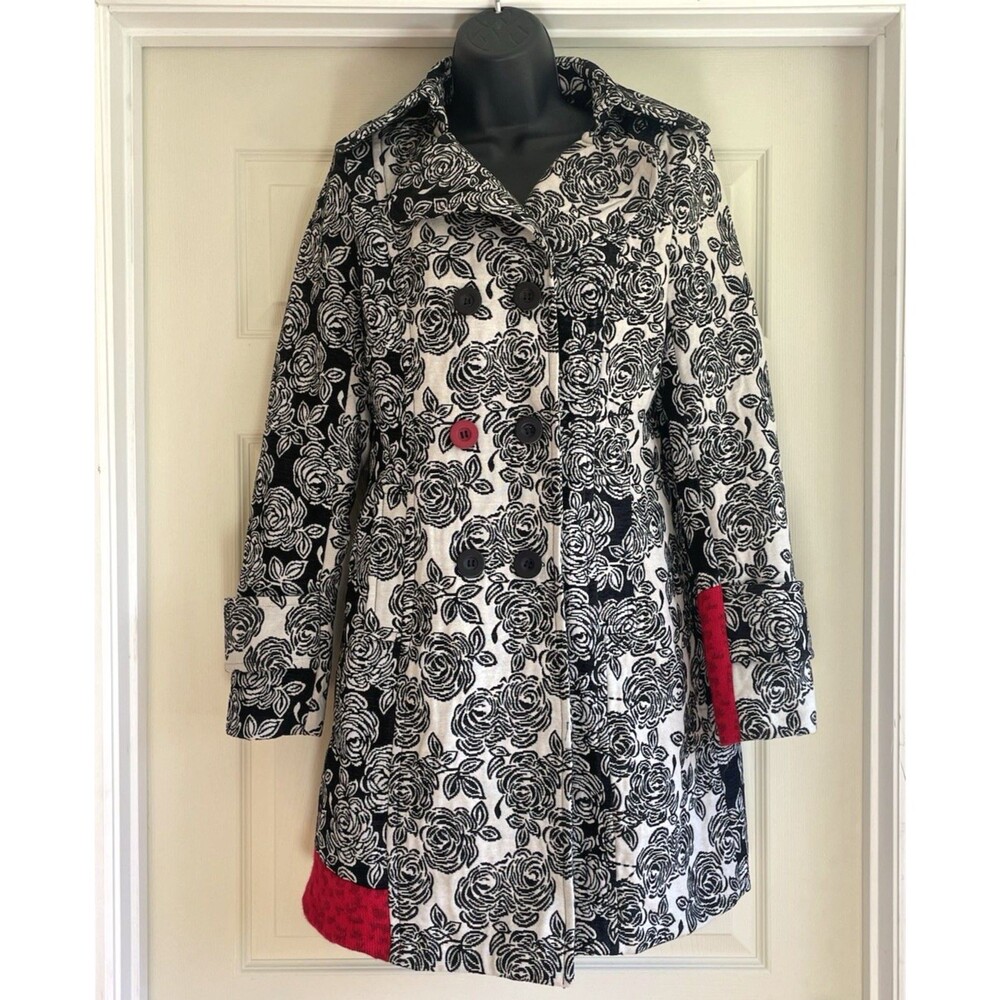 MJ Designer Paris Button Down Jacquard Coat Black White Red Roses Collar Art